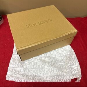Steve Madden Empty Shoe Replacement Storage Tan Box 13x11x4.75”Tissue Paper